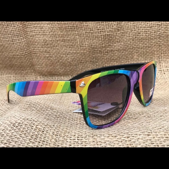 (3 Pairs) Rainbow Gay Pride LGBT Party Sunglasses - Picture 4 of 5